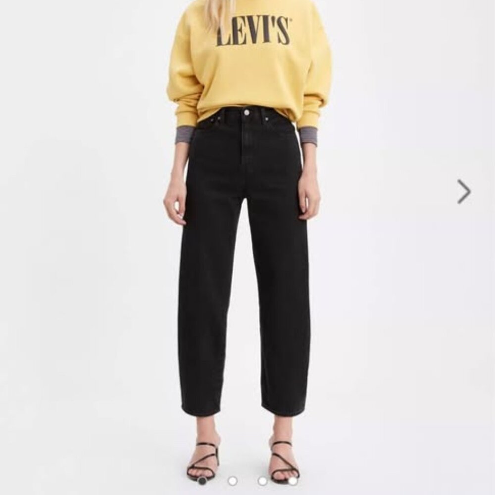 Levi's women balloon jean, black in size 28